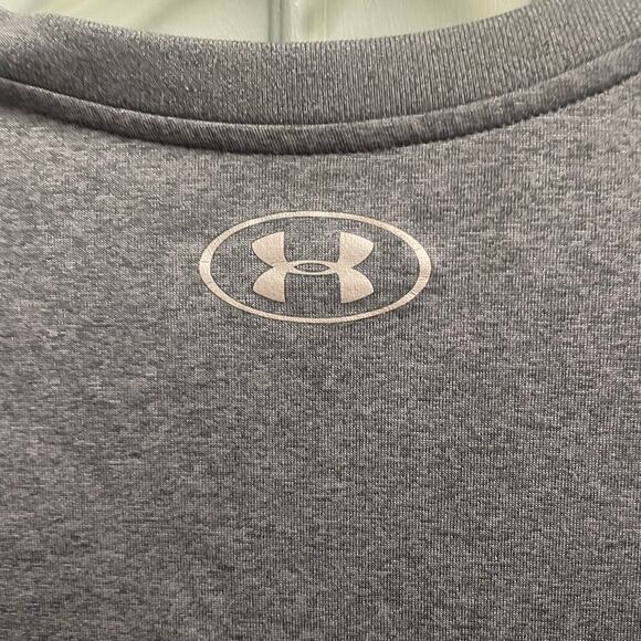 Under Armour Womens Gray V-Neck Shirt Loose Athletic Tee Size Small - Picture 2 of 4